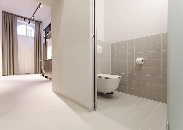 Boutique Design In Center, Walk To Karlsplatz, Opera *
