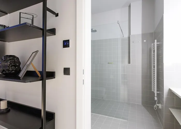 Boutique Design In Center, Walk To Karlsplatz, Opera Appartement