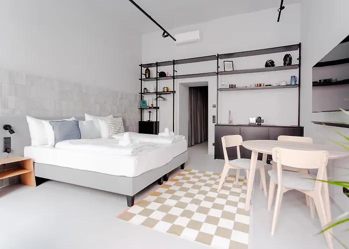 Boutique Design In Center, Walk To Karlsplatz, Opera Appartement Vienne
