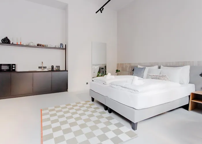 Appartement Boutique Design In Center, Walk To Karlsplatz, Opera Vienne