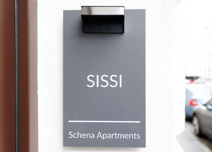 Boutique Design In Center, Walk To Karlsplatz, Opera
